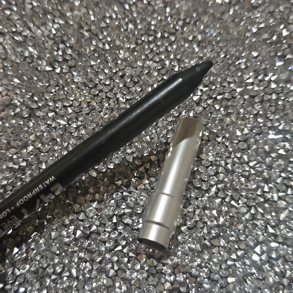❇️🧚‍♀️BLACK MARKET Urban Decay 24/7 Glide On Eye Pencil NWOBOX